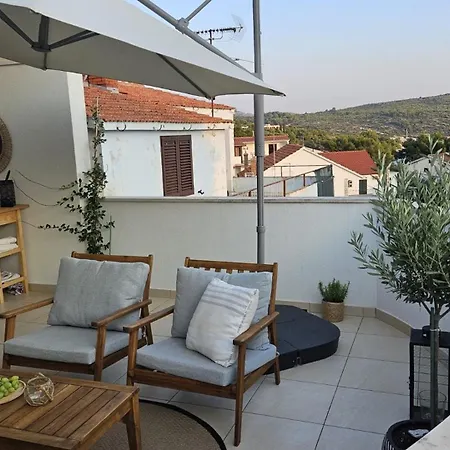 Appartement With Parking Space - 27875 Primošten